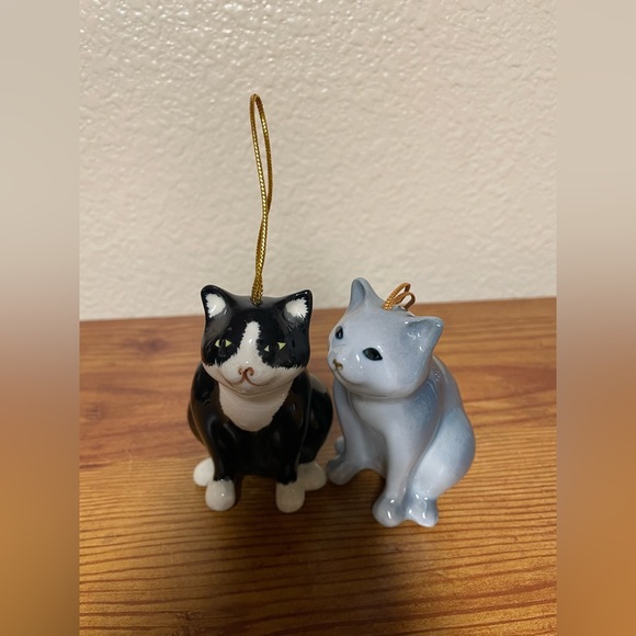 2 Black and white Gray Kittens Cats ornaments 3 & 4 inches Tall - Picture 2 of 7